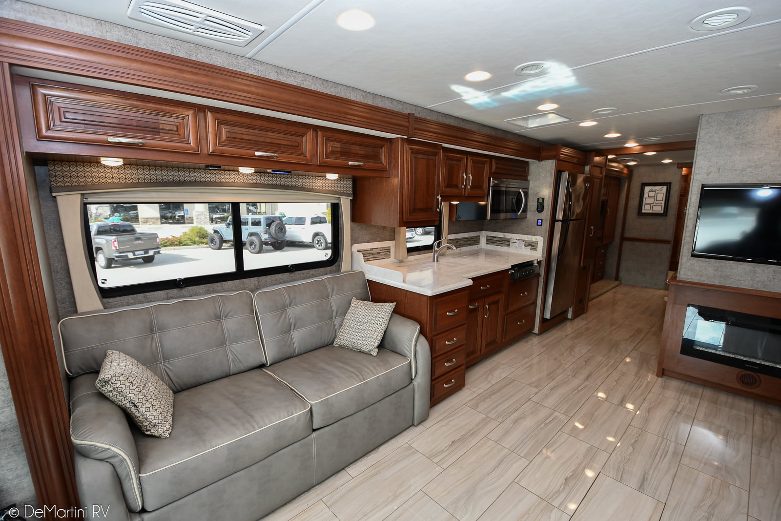 Gallery image 182244