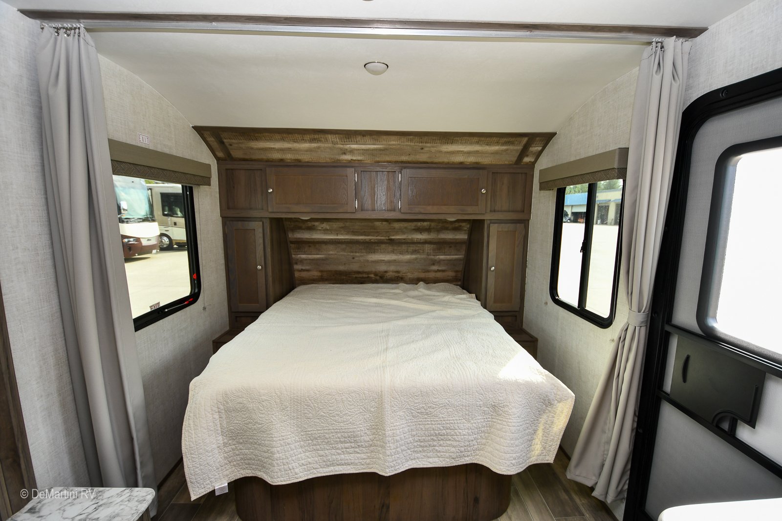 Gallery image 184592