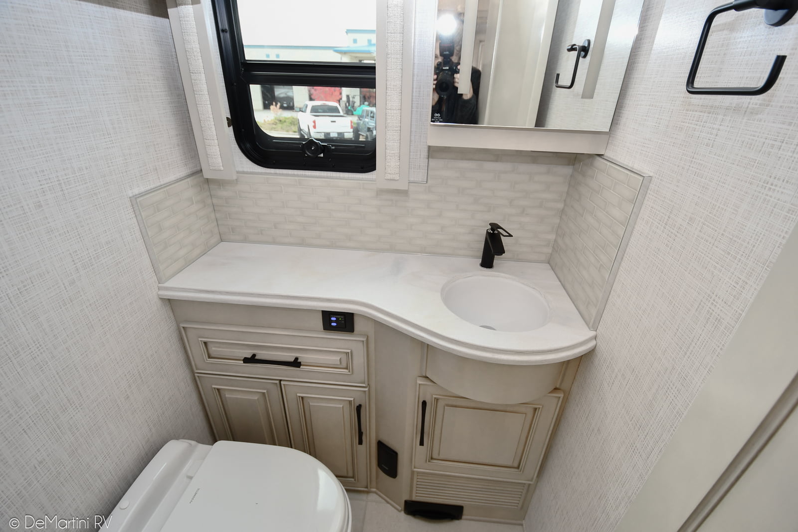 Gallery image 177873