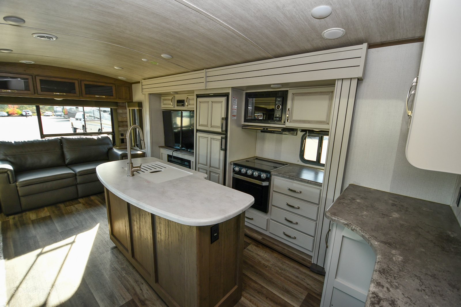 Gallery image 184660