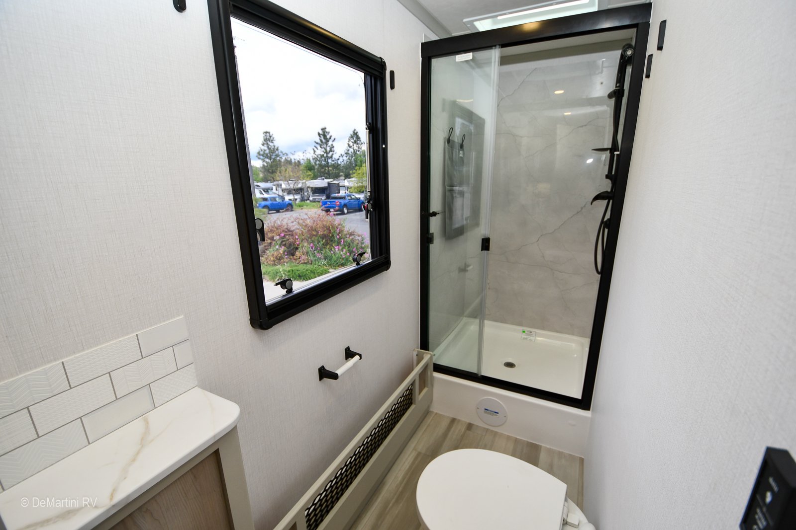 Gallery image 184370