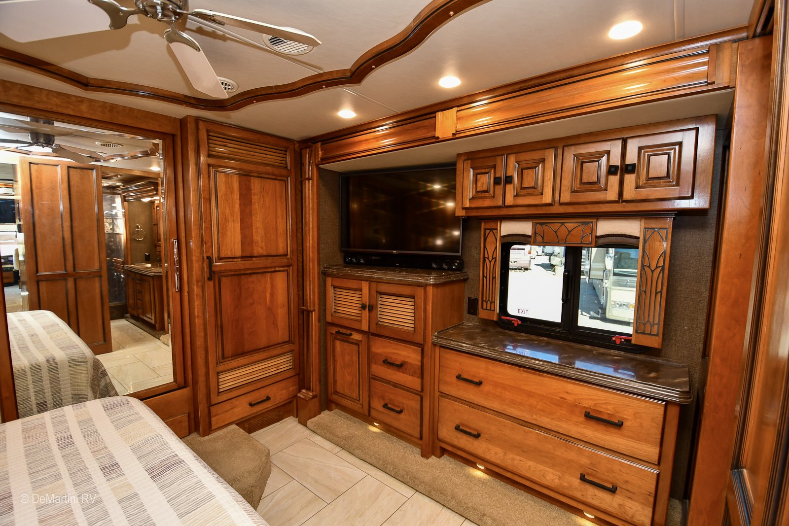 Gallery image 186630