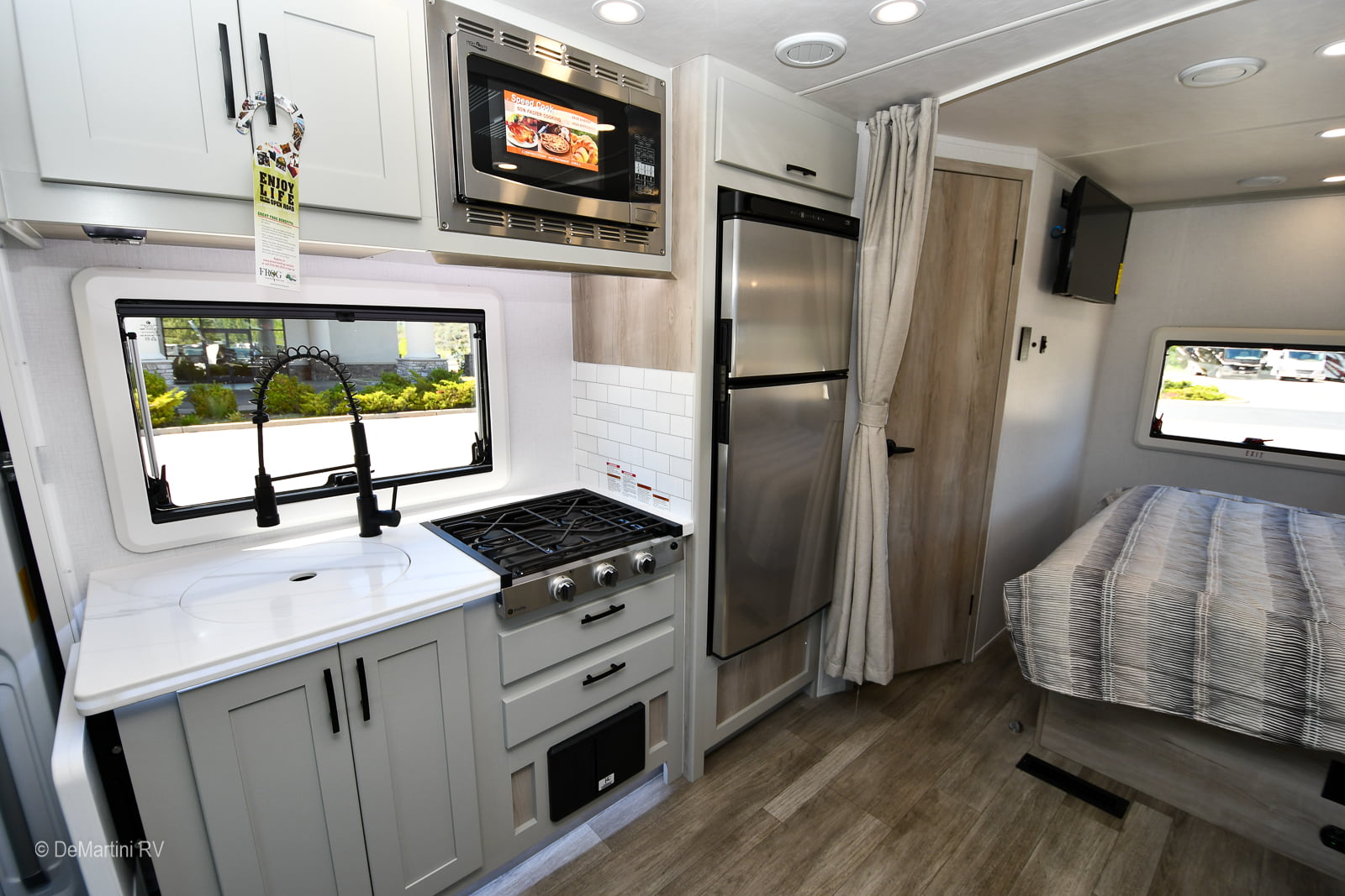 Gallery image 182451