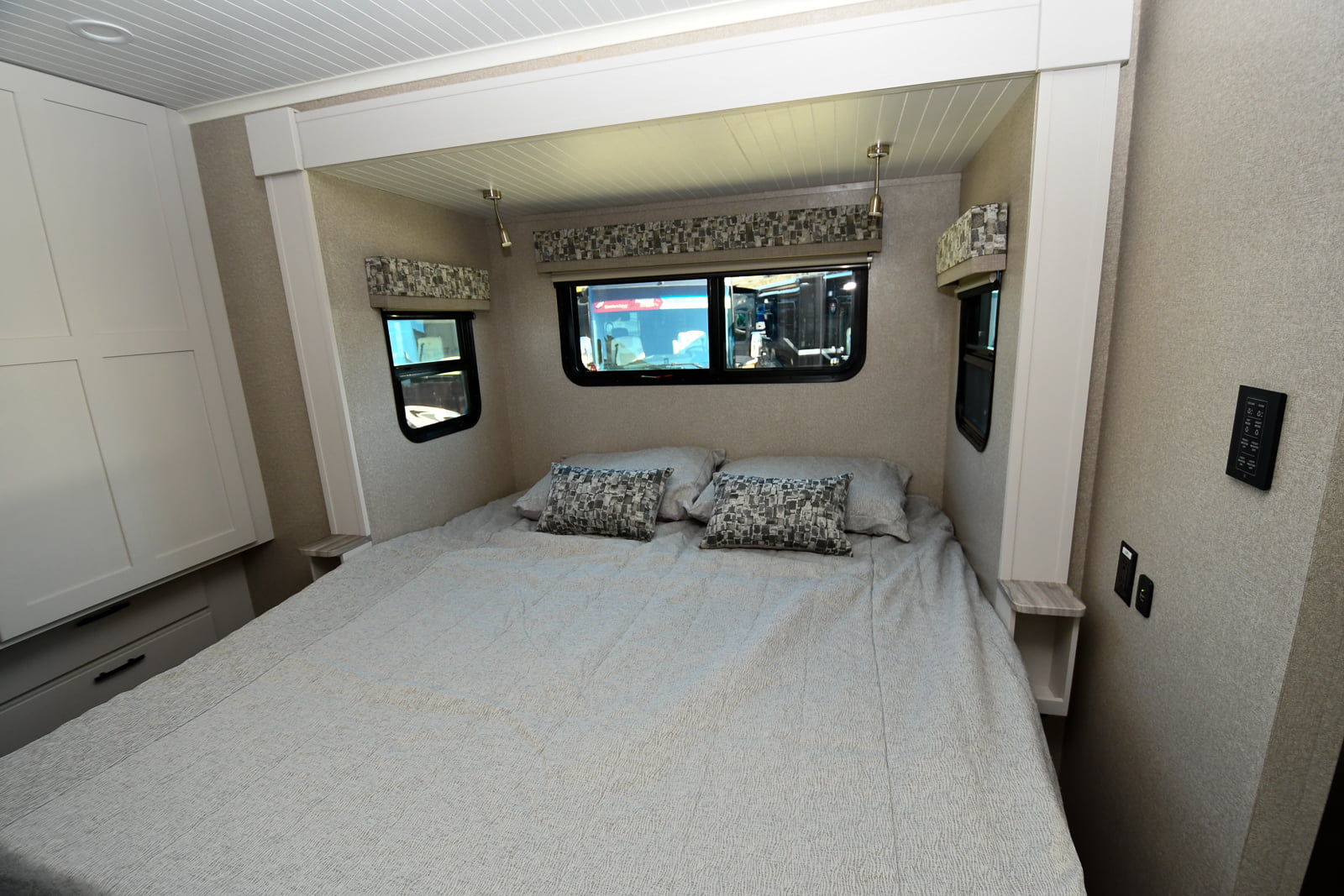Gallery image 182223