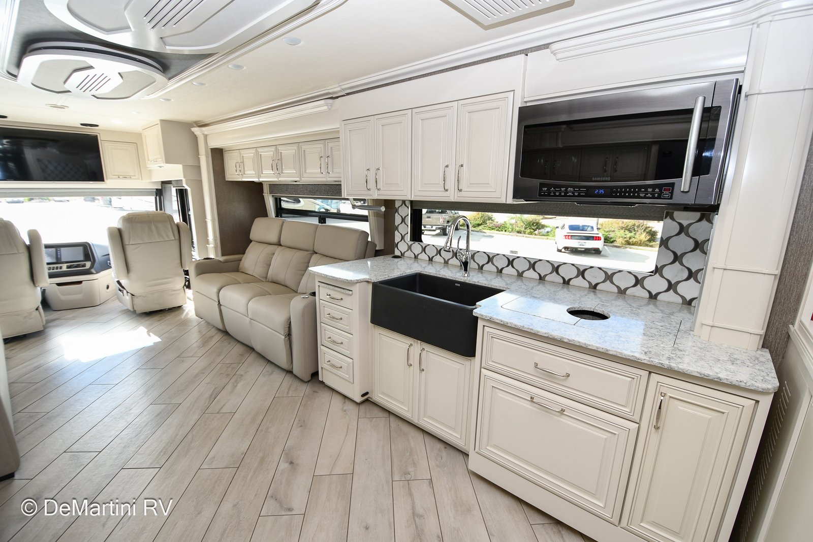 Gallery image 185399