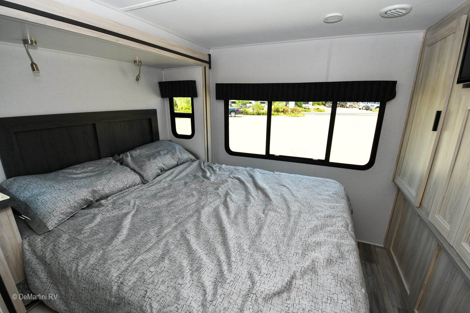 Gallery image 184007