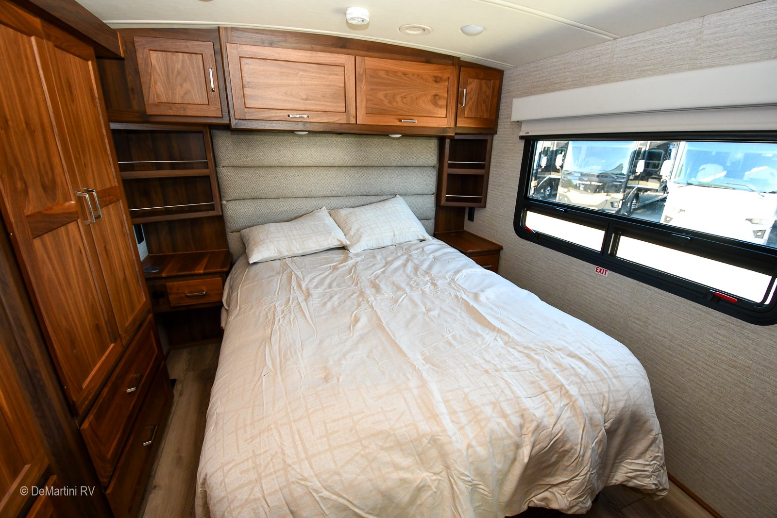 Gallery image 185046