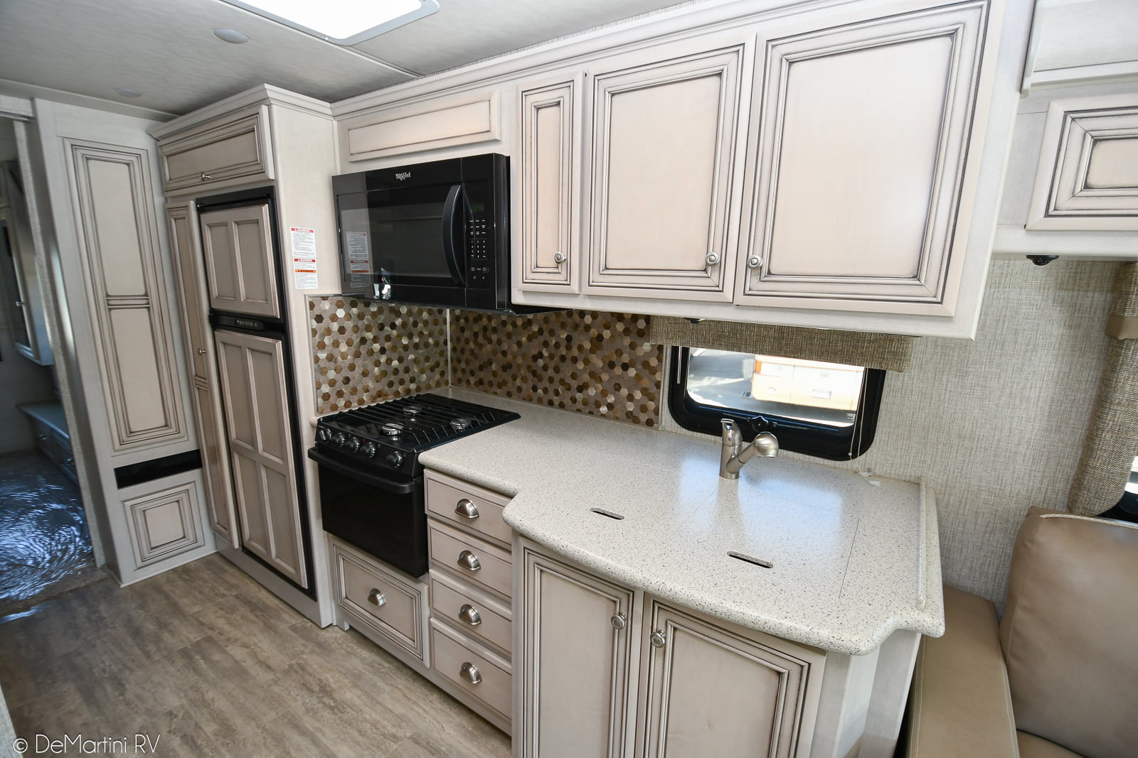 Gallery image 177708