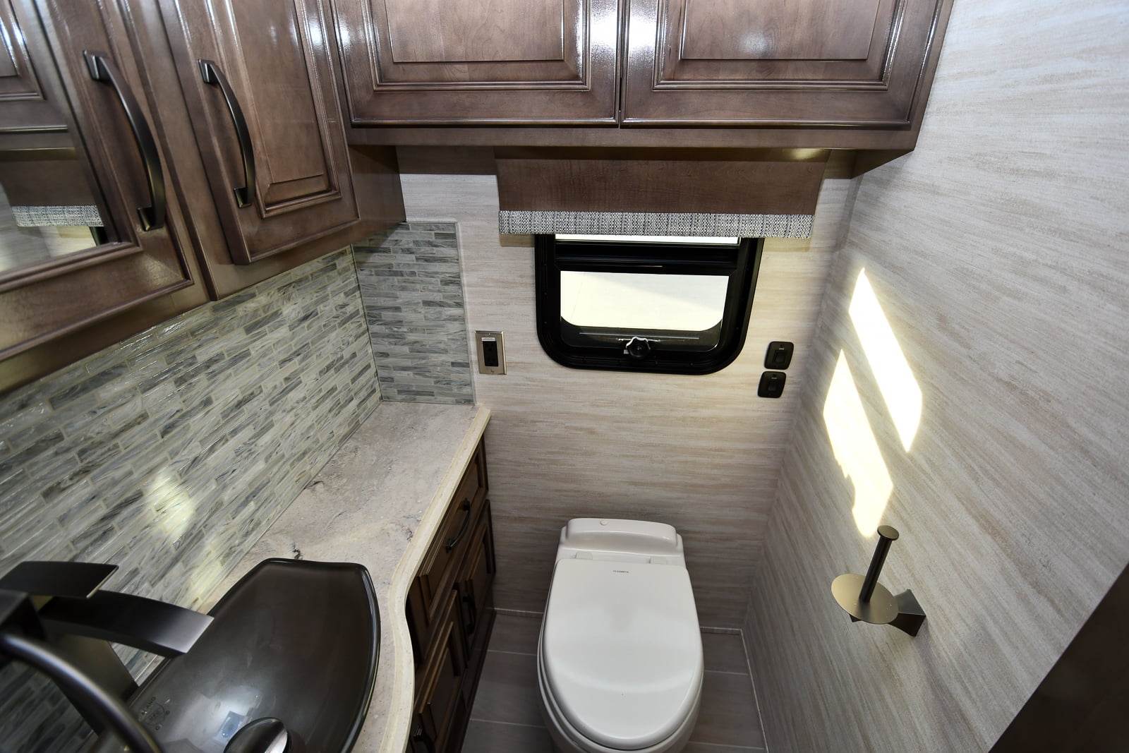 Gallery image 182328