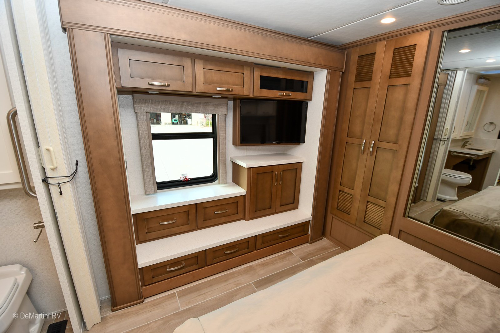 Gallery image 184775