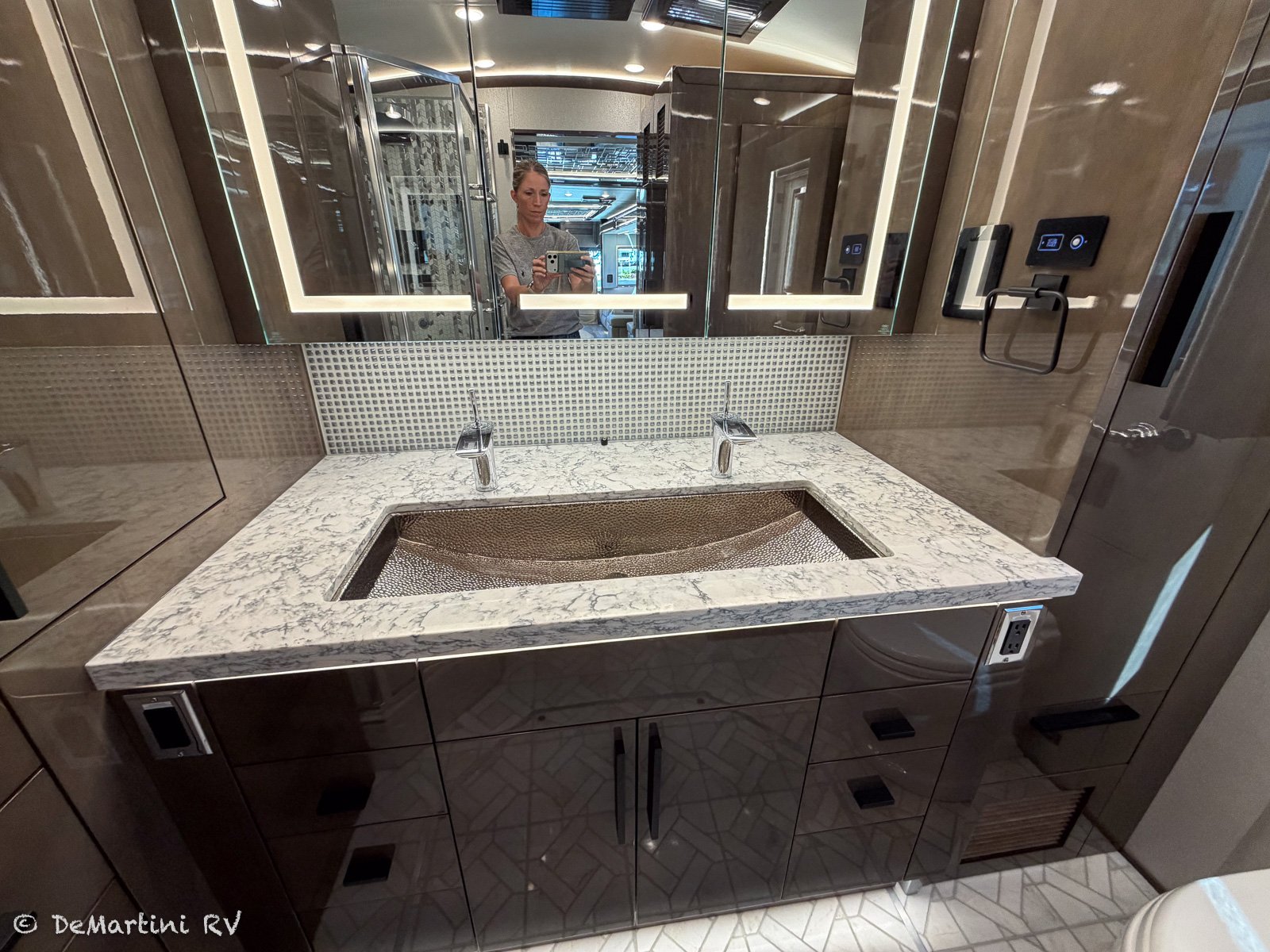 Gallery image 185337