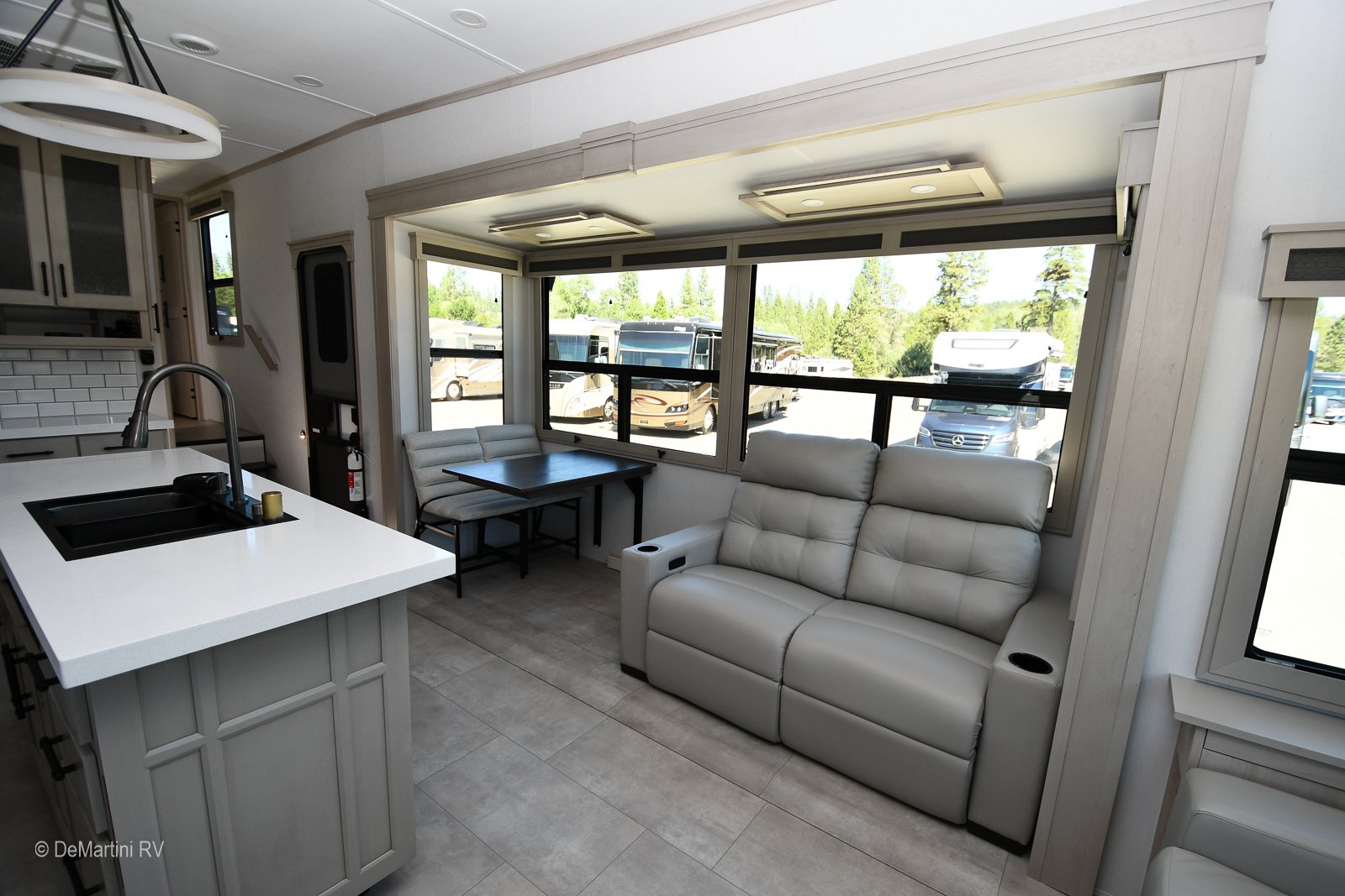 Gallery image 186818