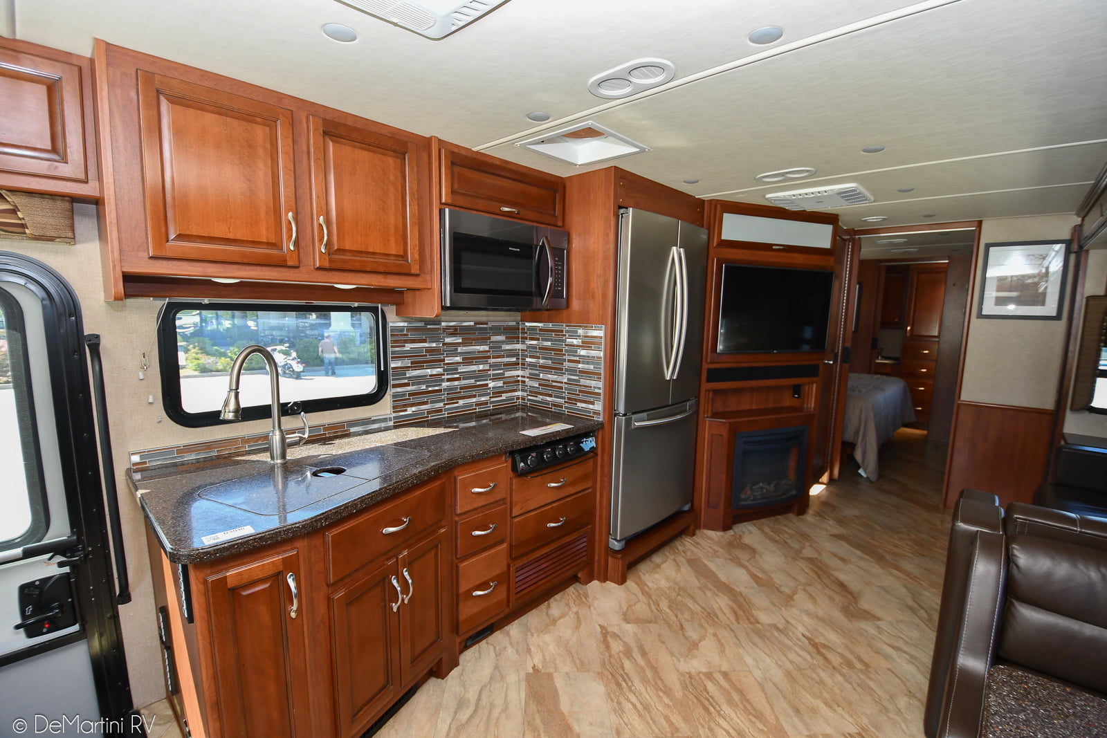 Gallery image 182903