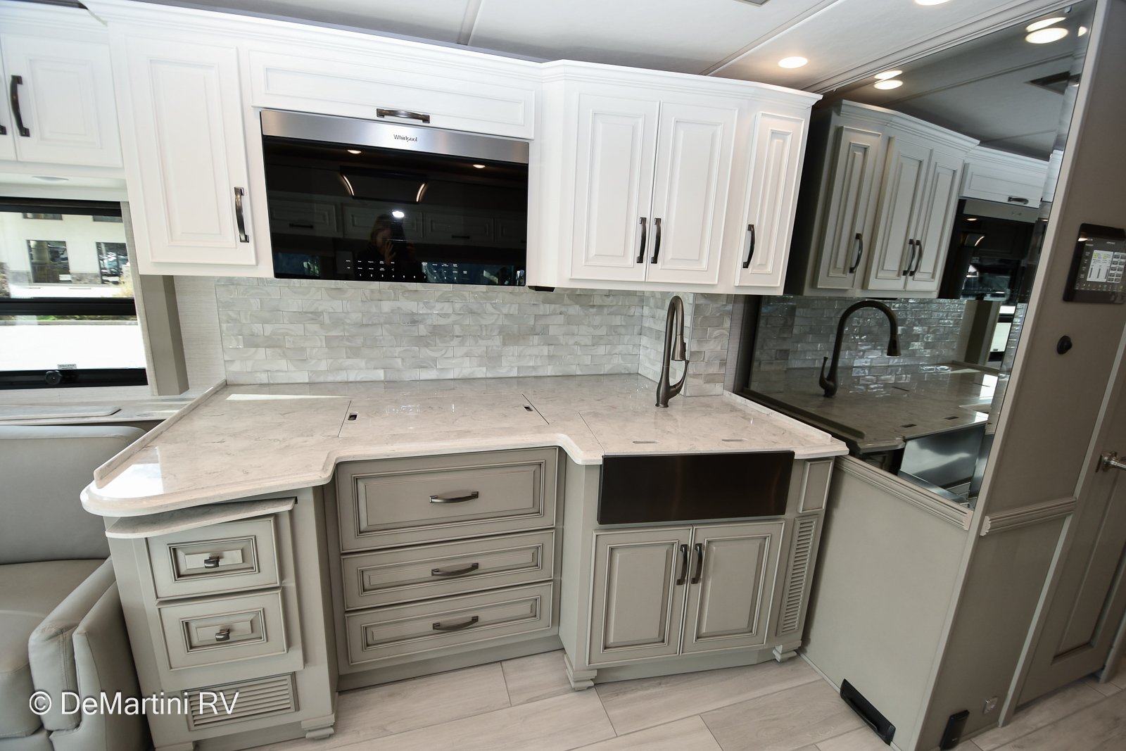 Gallery image 185300