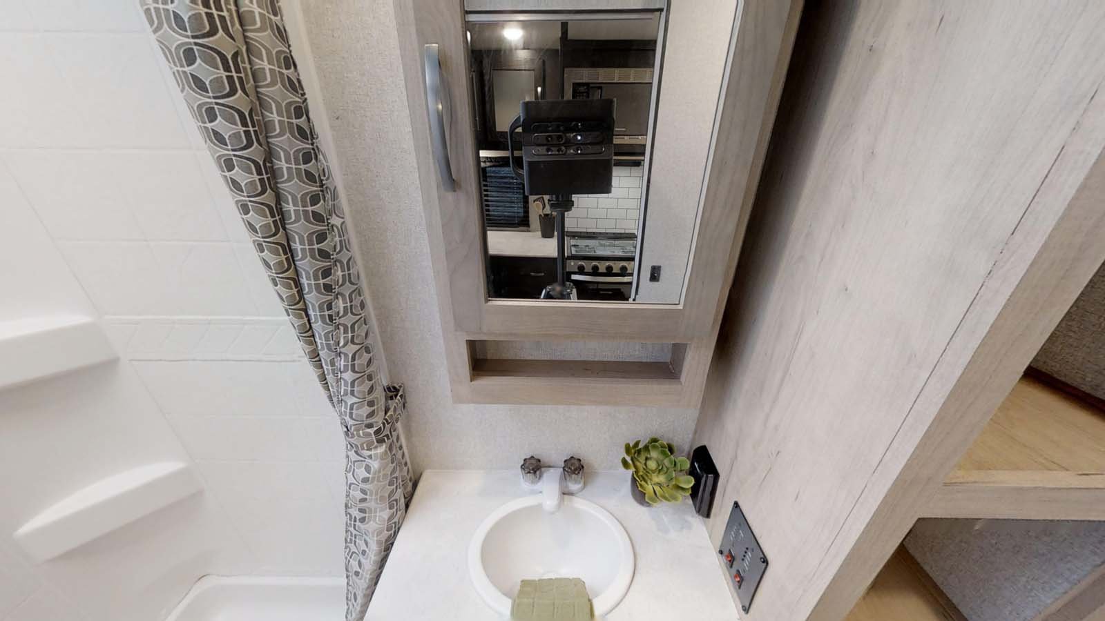 Gallery image 156587