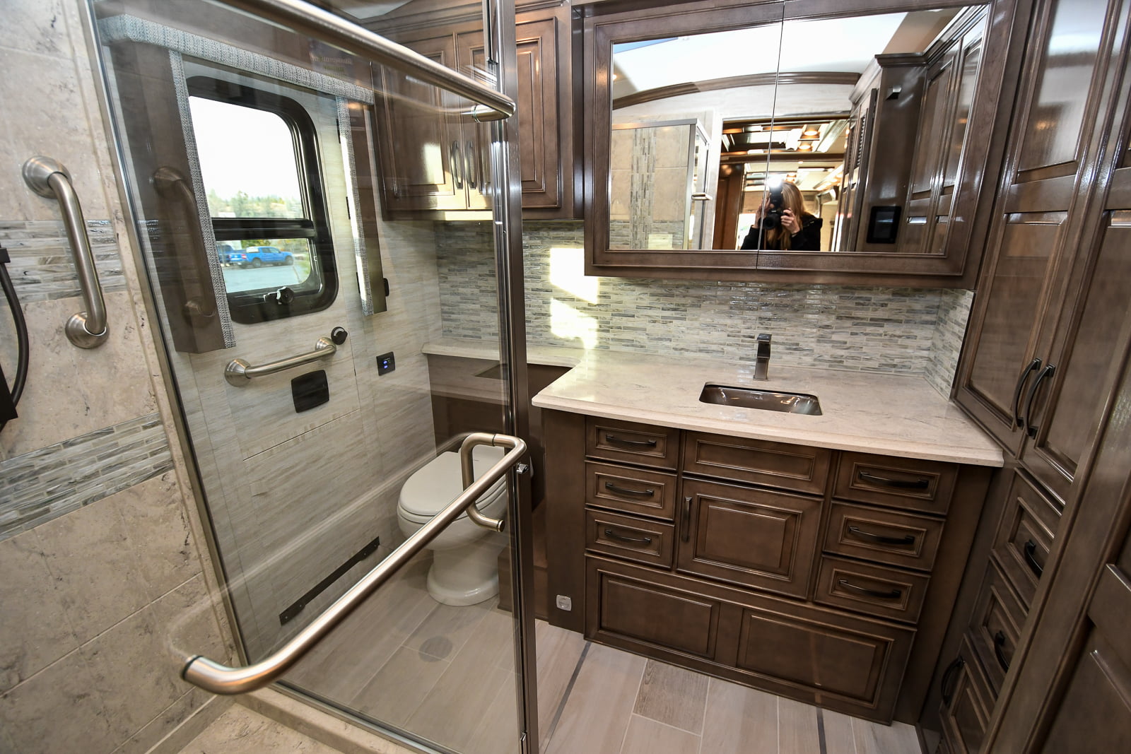 Gallery image 182325
