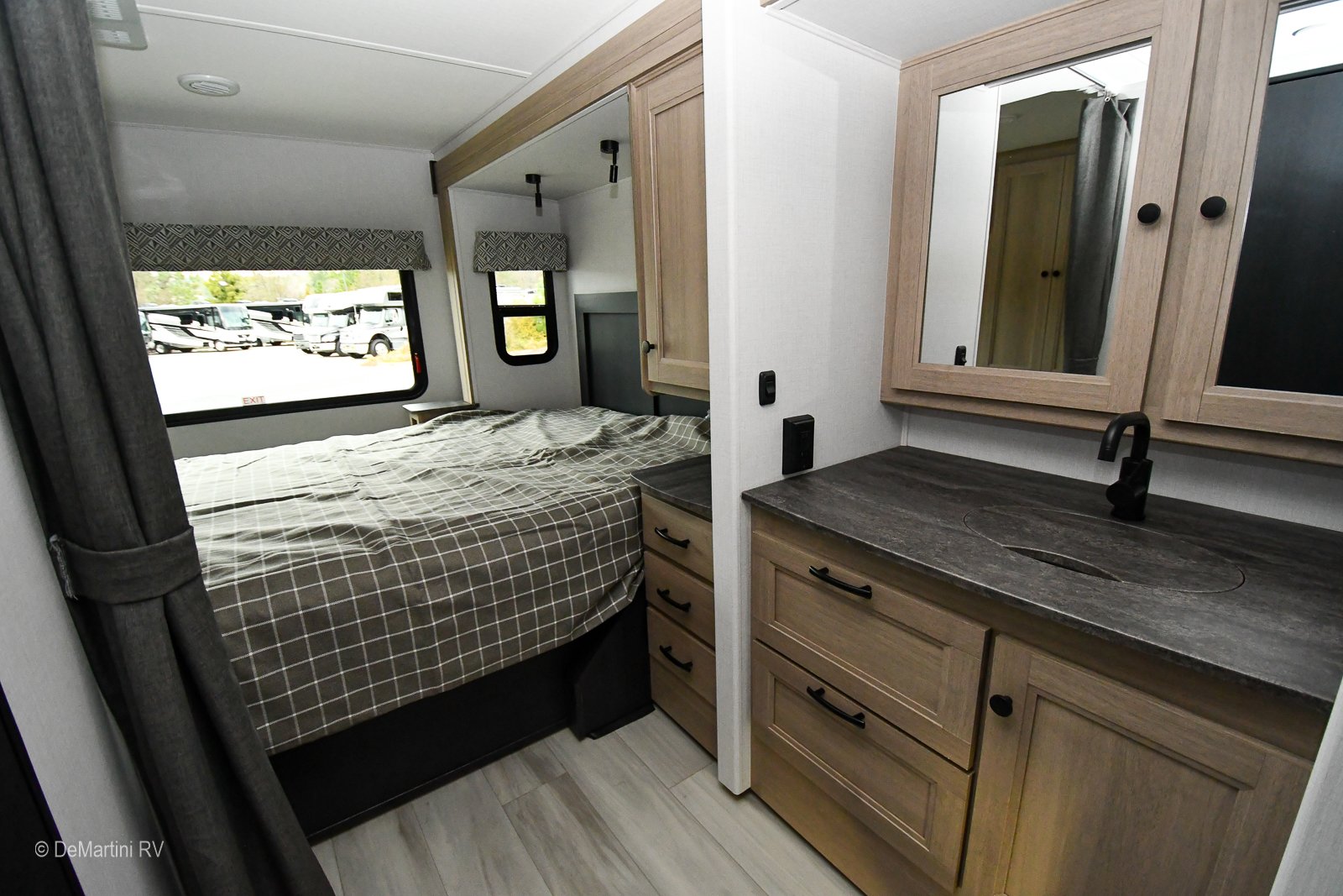 Gallery image 185374