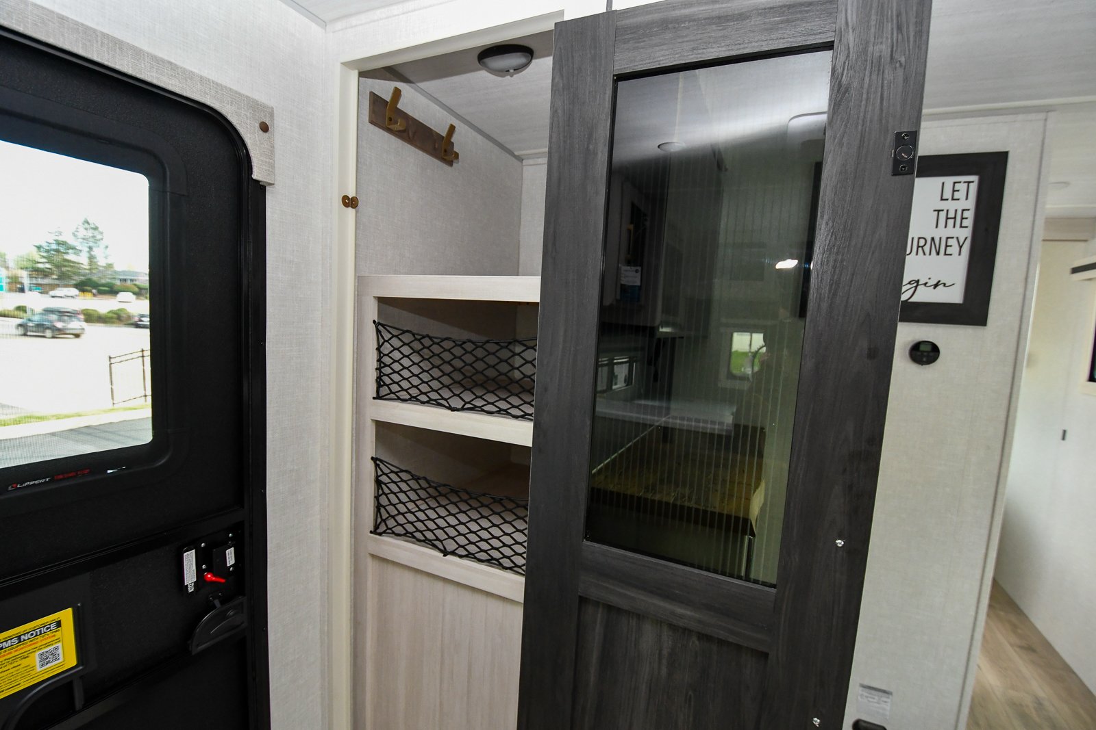 Gallery image 181417