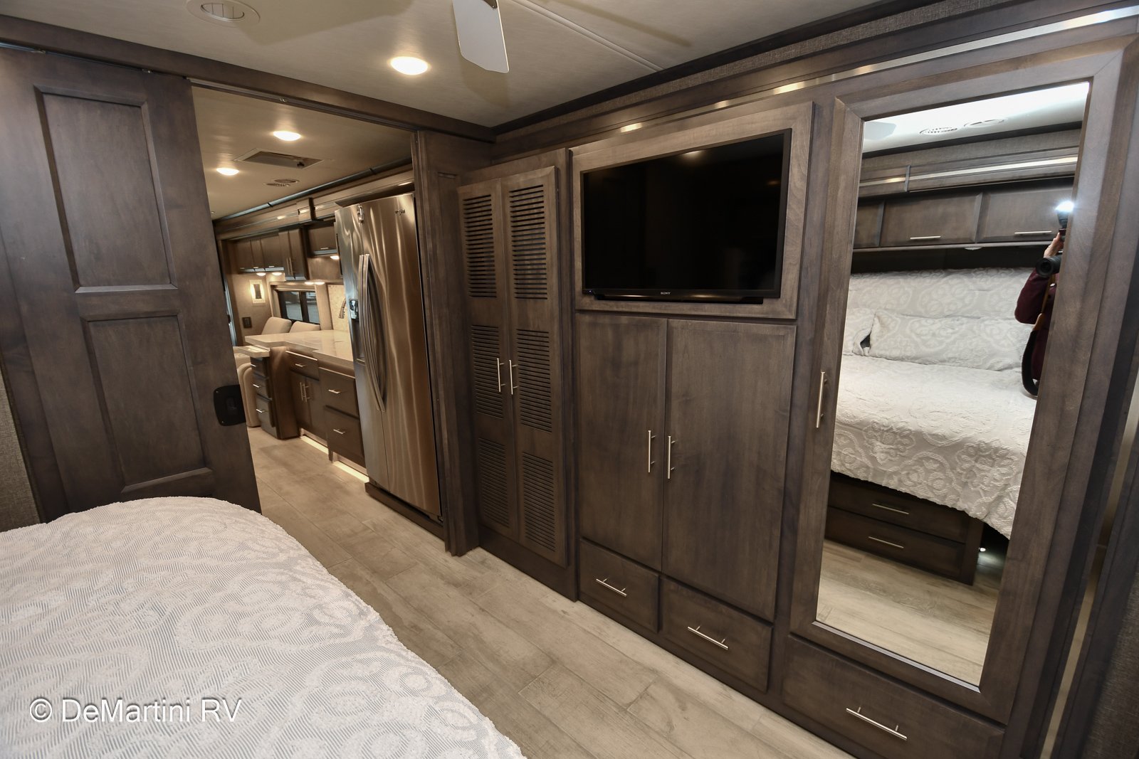Gallery image 185003