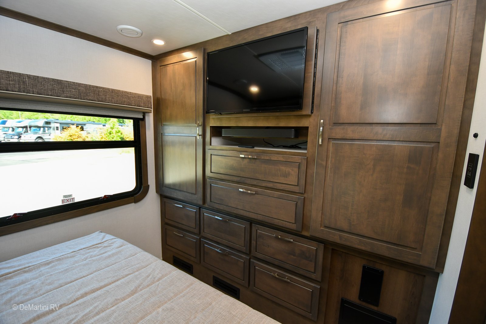 Gallery image 185861
