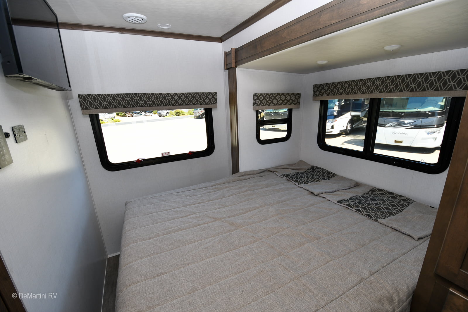 Gallery image 180475