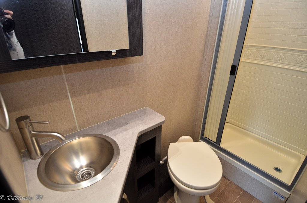 Gallery image 136975