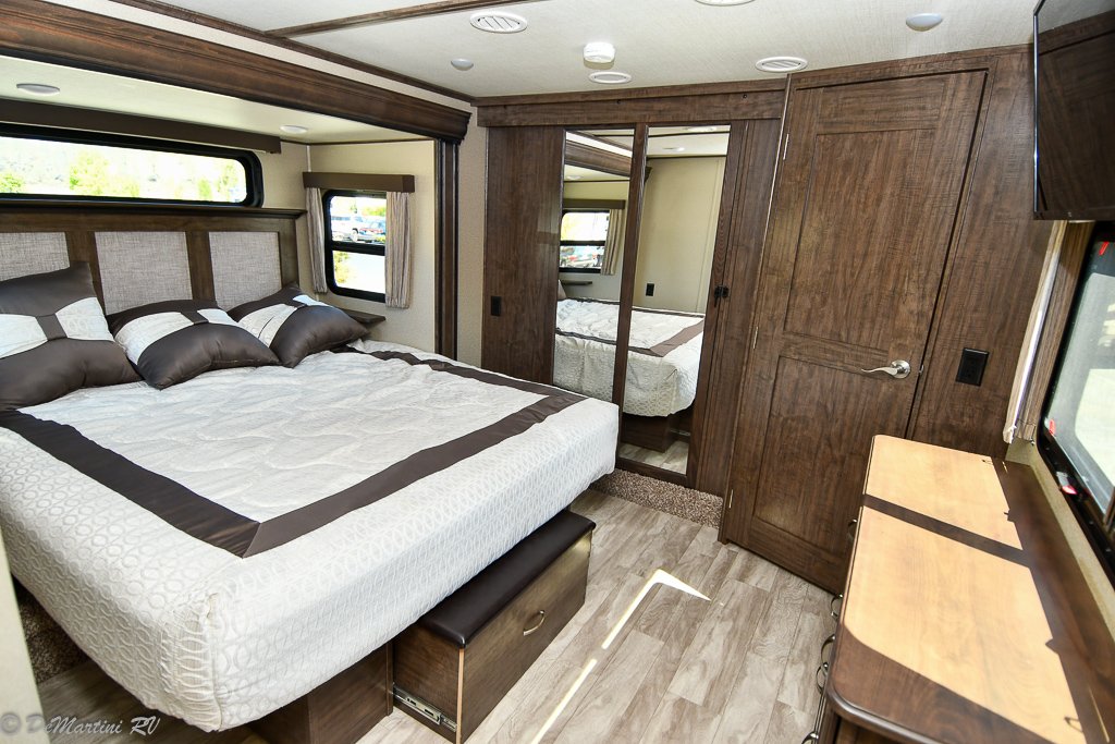 Gallery image 158443