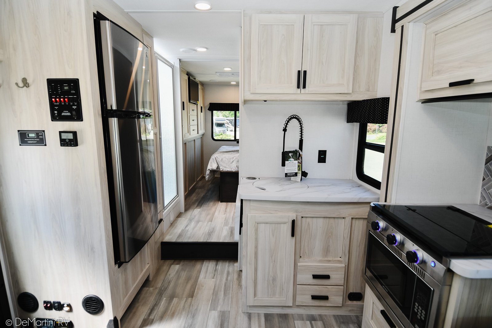 Gallery image 175972