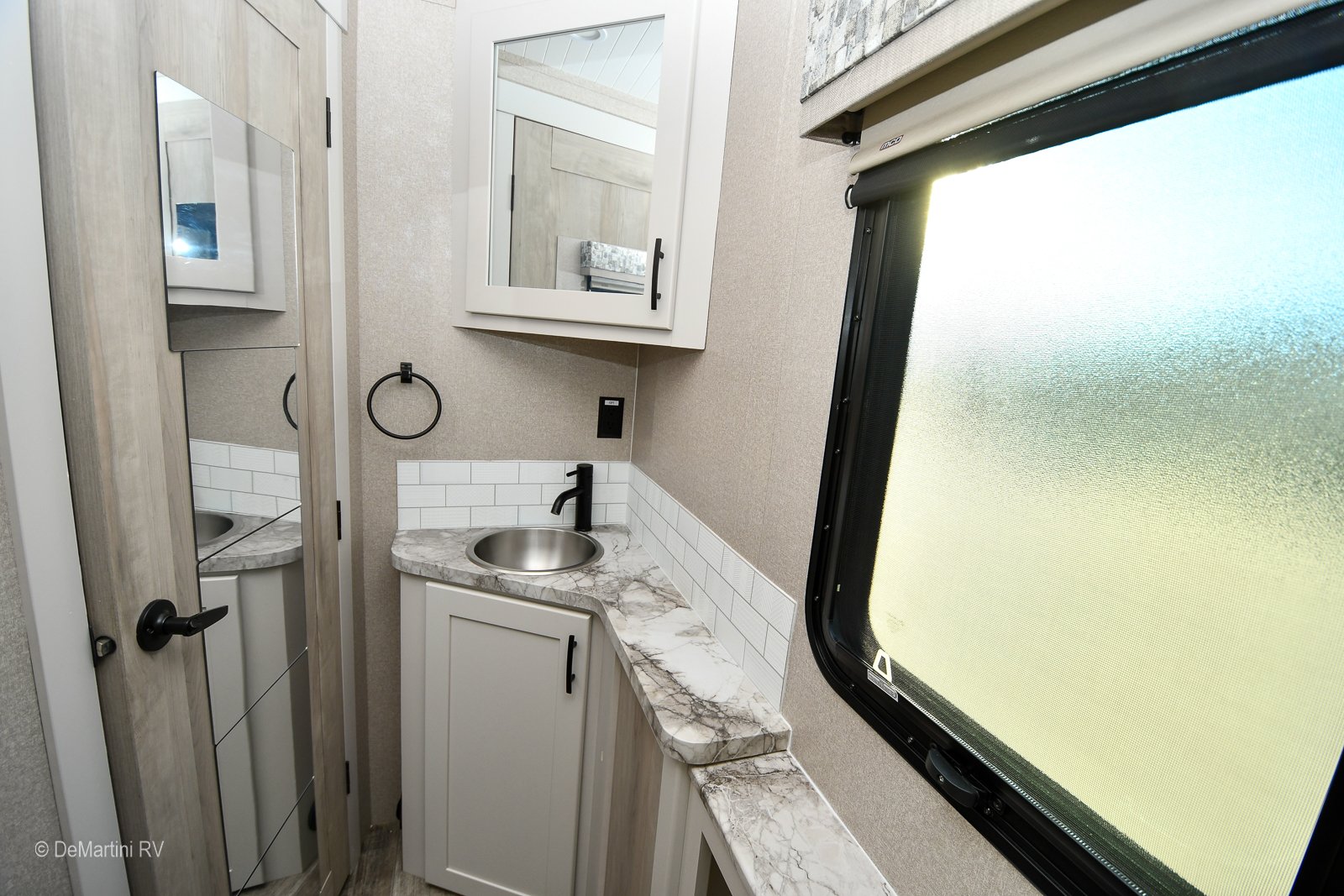 Gallery image 185452