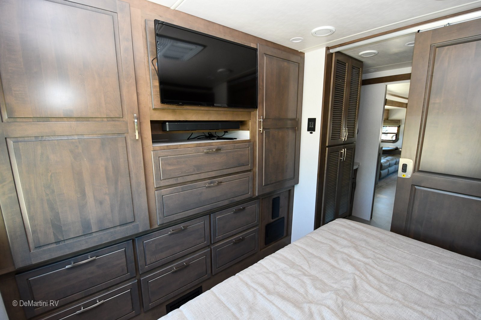 Gallery image 182937