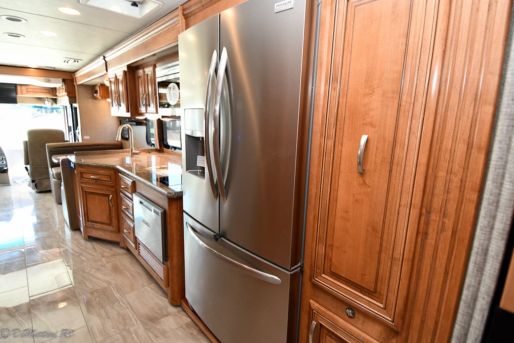 Gallery image 142008