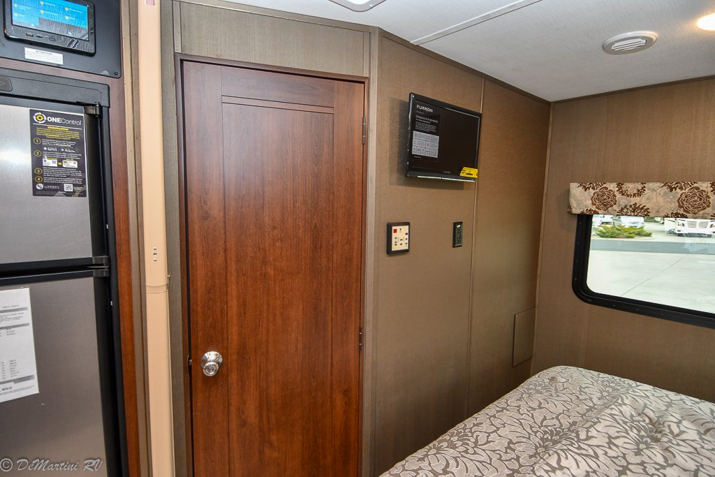 Gallery image 147698