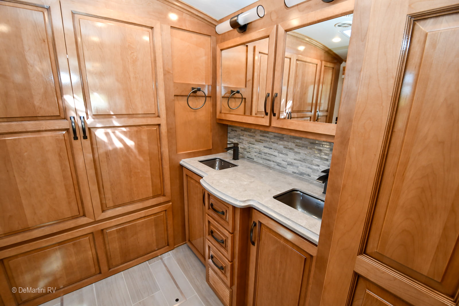 Gallery image 179840