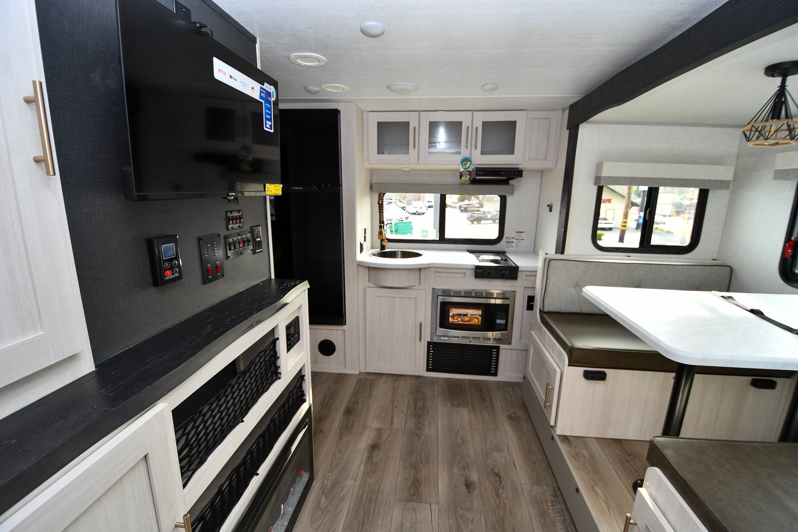 Gallery image 181701