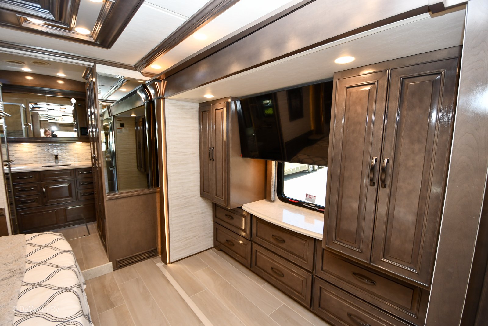 Gallery image 183296