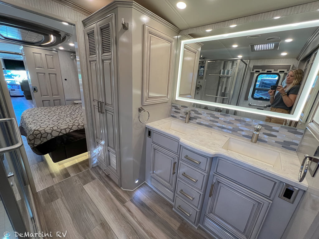 Gallery image 172654