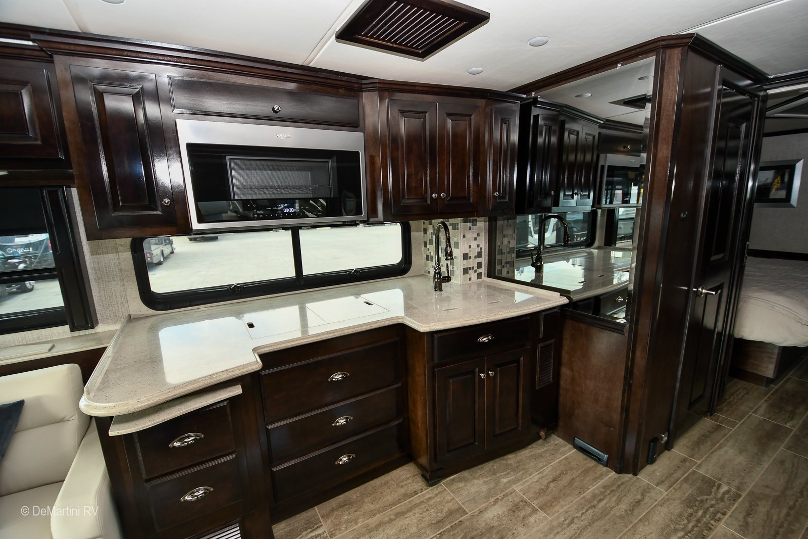 Gallery image 184977