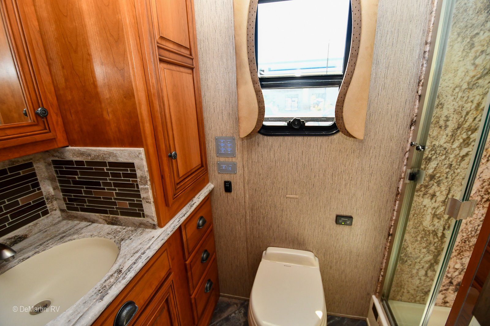 Gallery image 185976