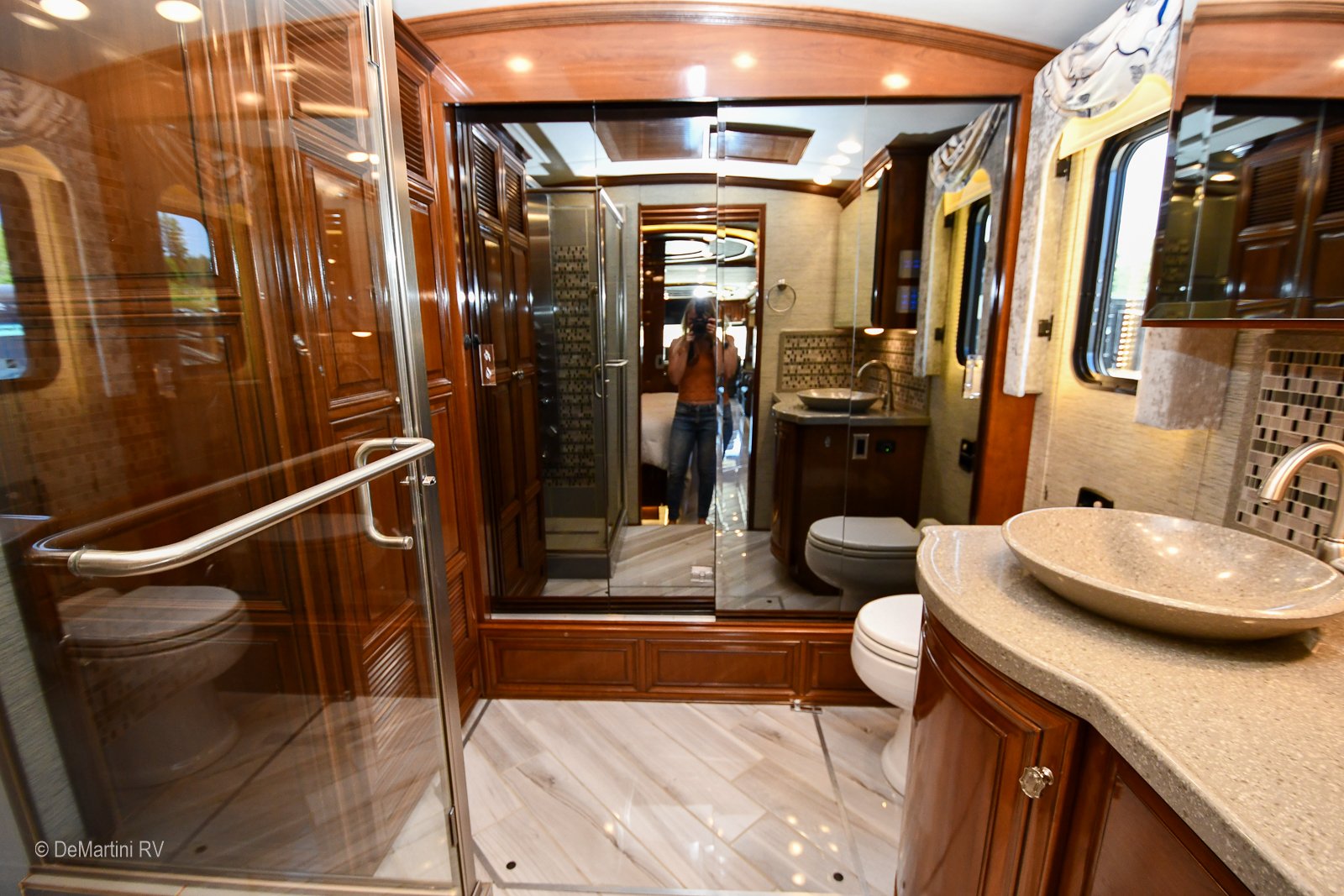 Gallery image 183896