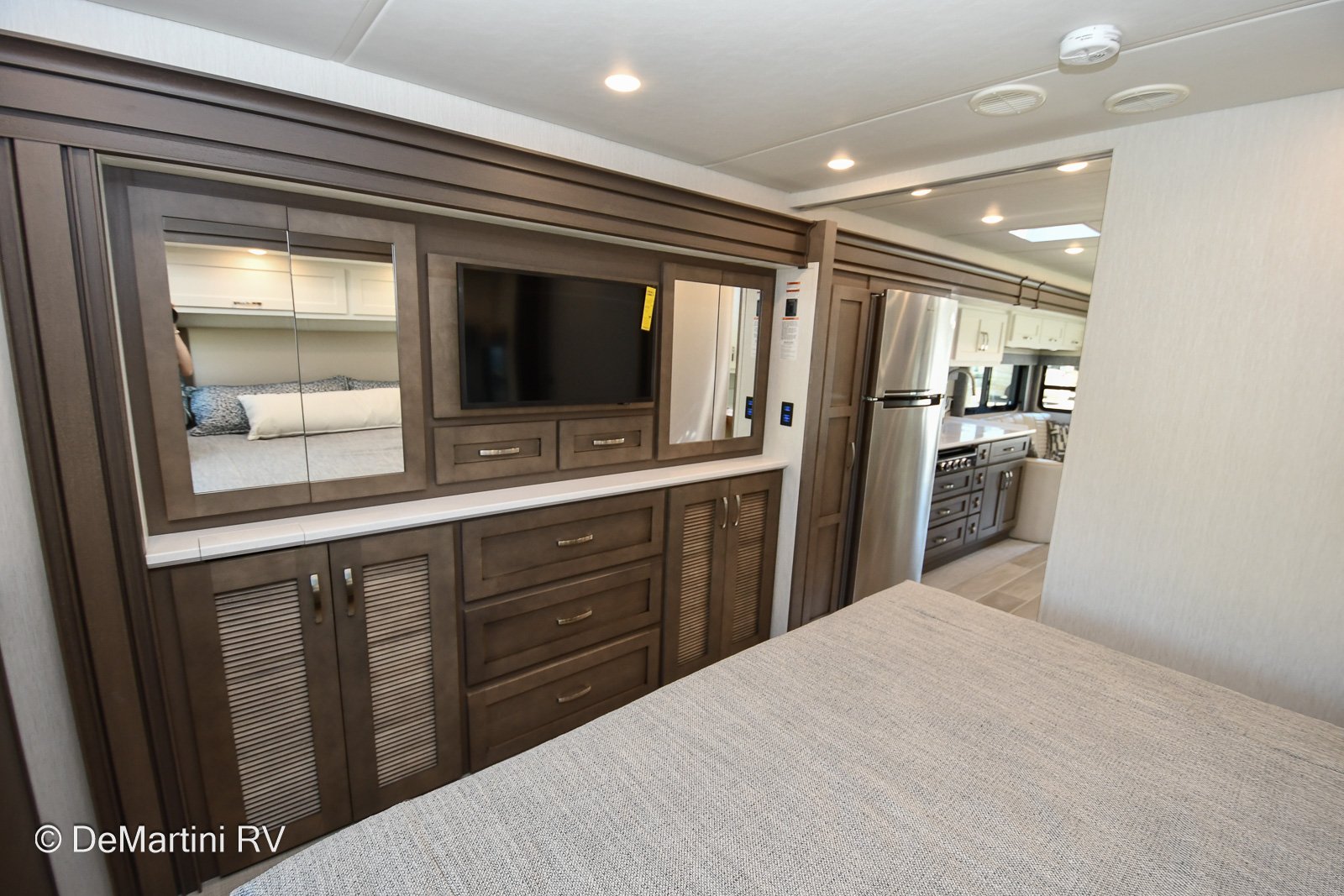 Gallery image 186046