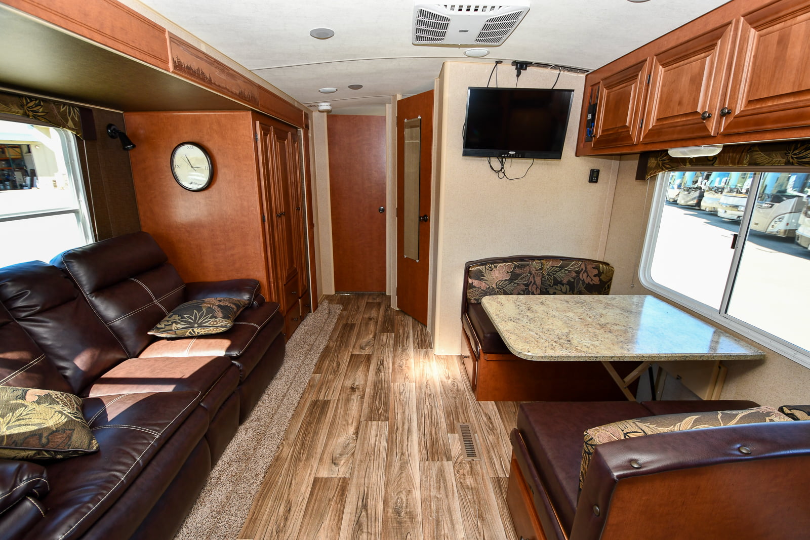 Gallery image 182403