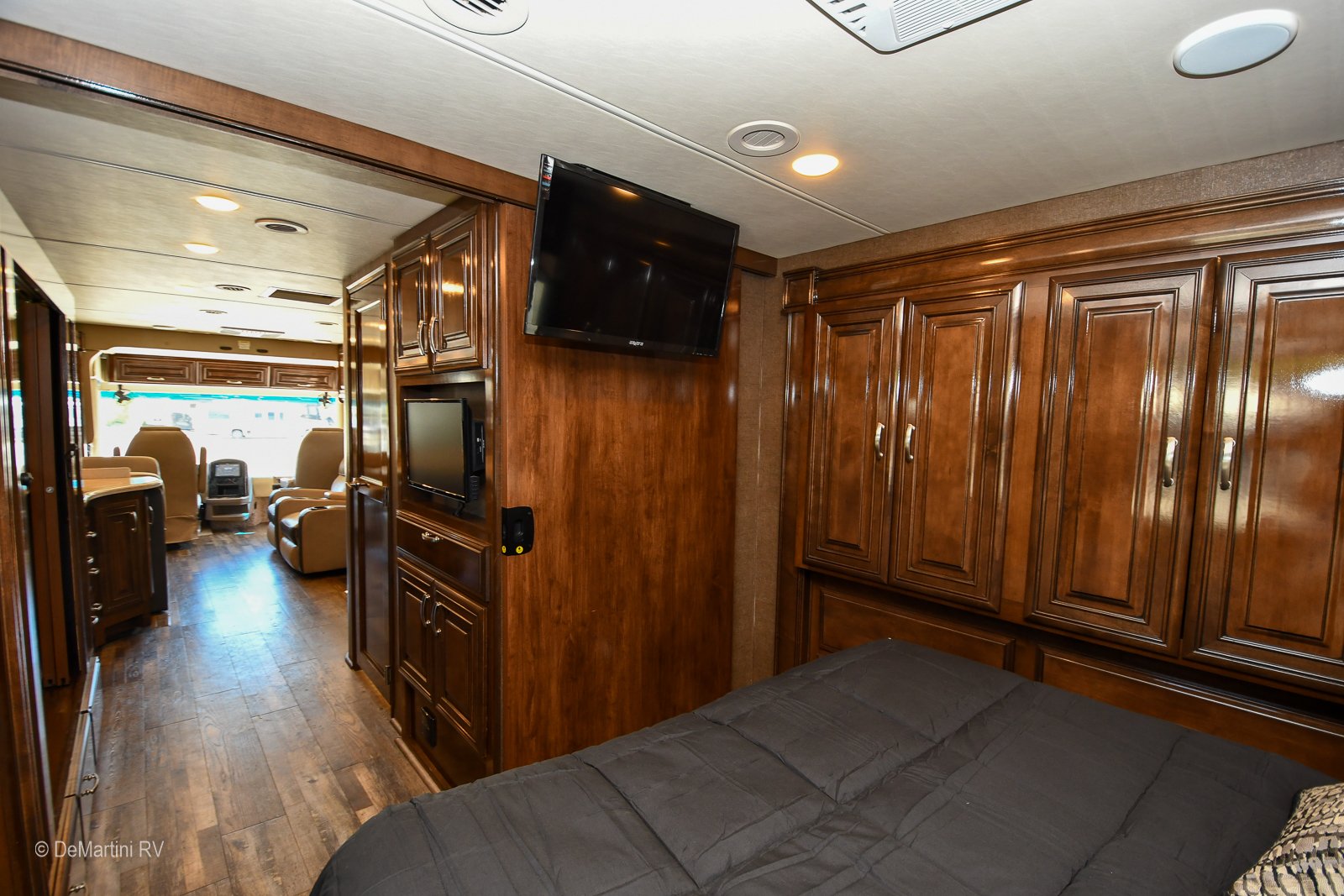 Gallery image 186117
