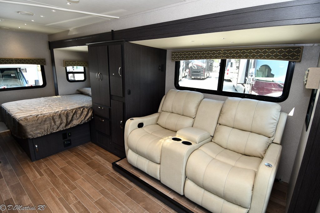 Gallery image 142660