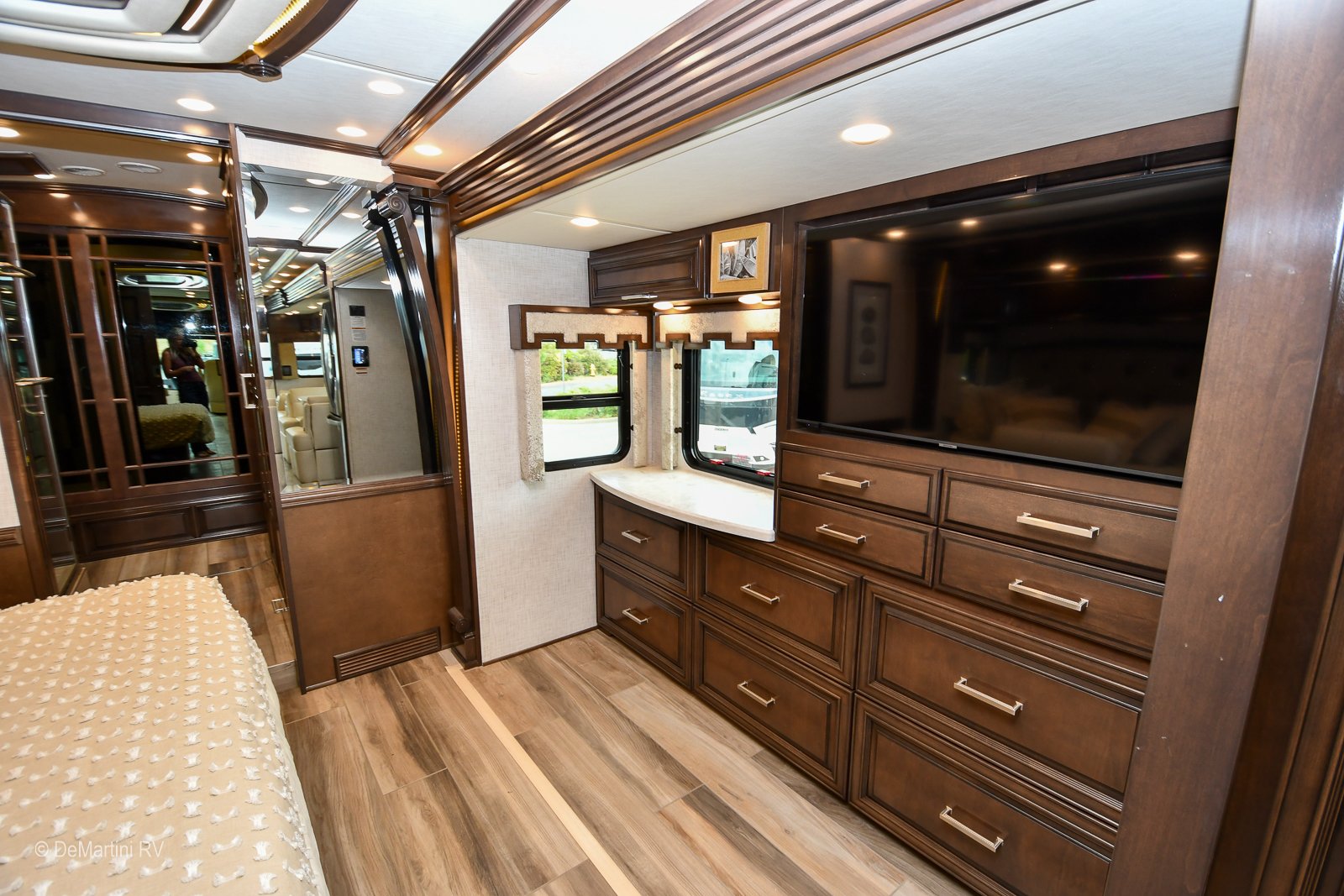 Gallery image 187014