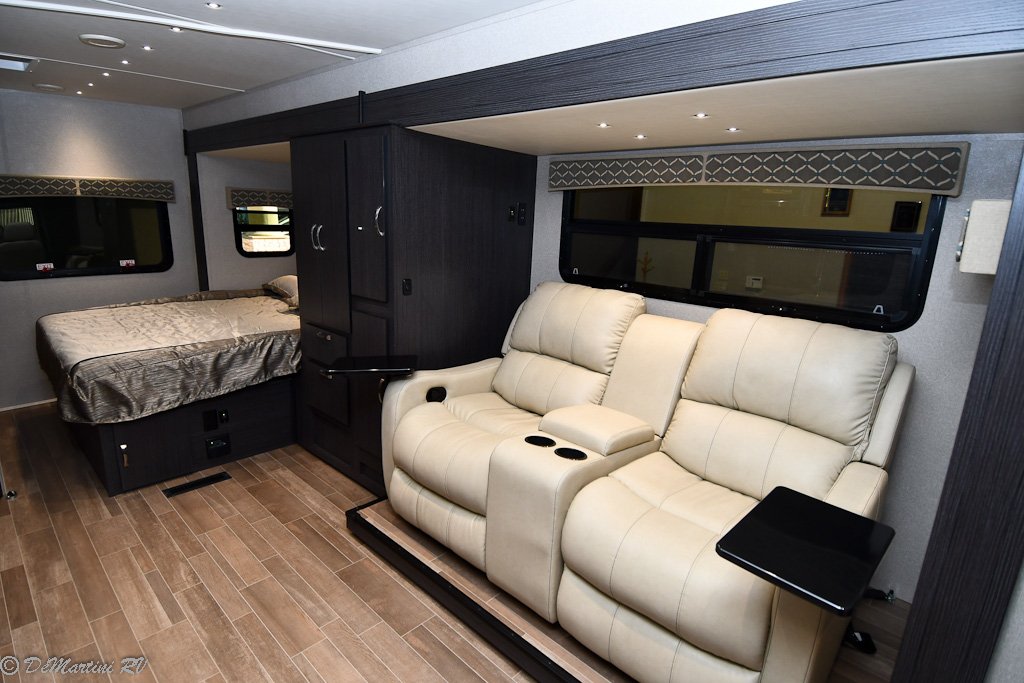 Gallery image 144386