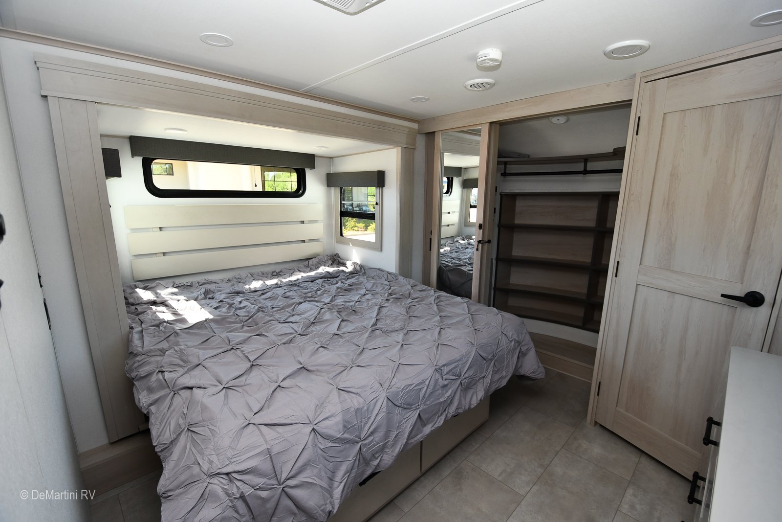 Gallery image 186821