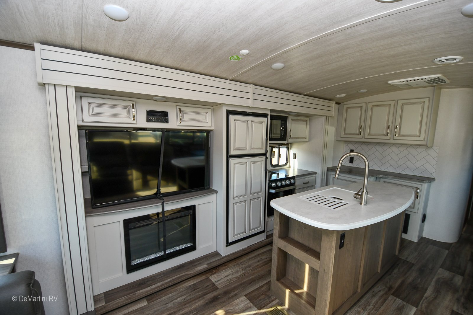 Gallery image 184665