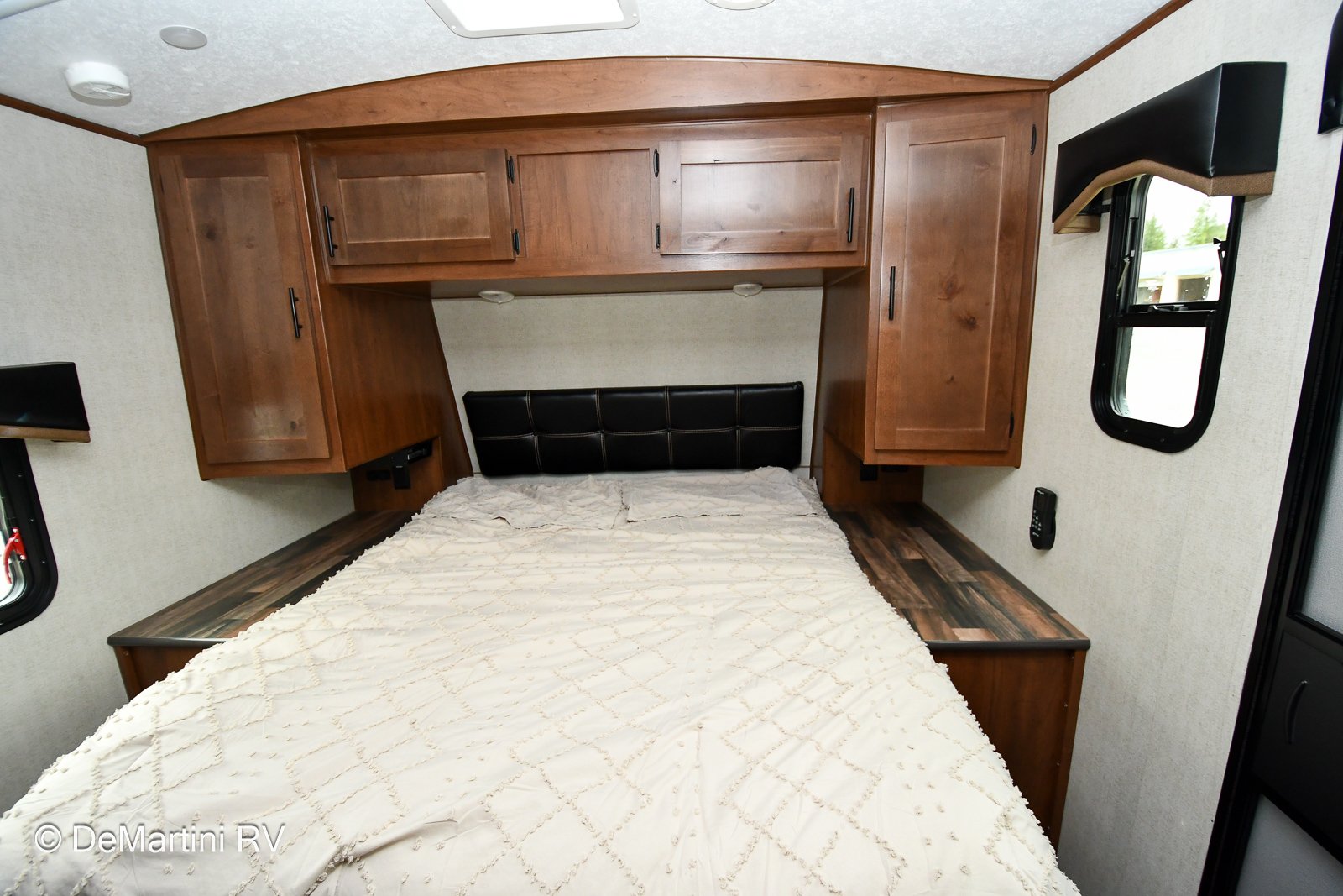 Gallery image 185015