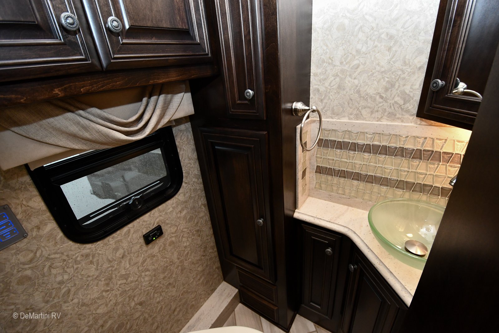 Gallery image 185412