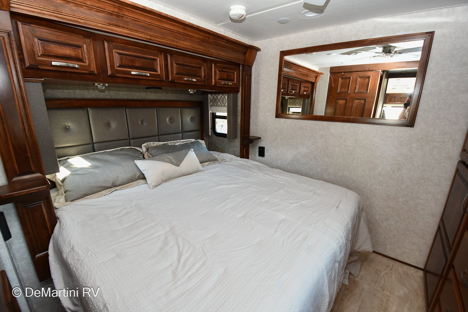 Gallery image 185615